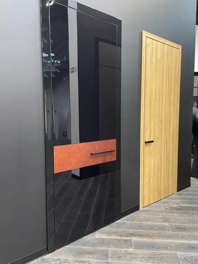 Модные межкомнатные двери в интерьере 2025